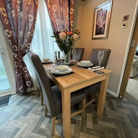 شاليه Lakeview Winter With Hot Tub *