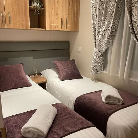 Lakeview Winter With Hot Tub شاليه يورك