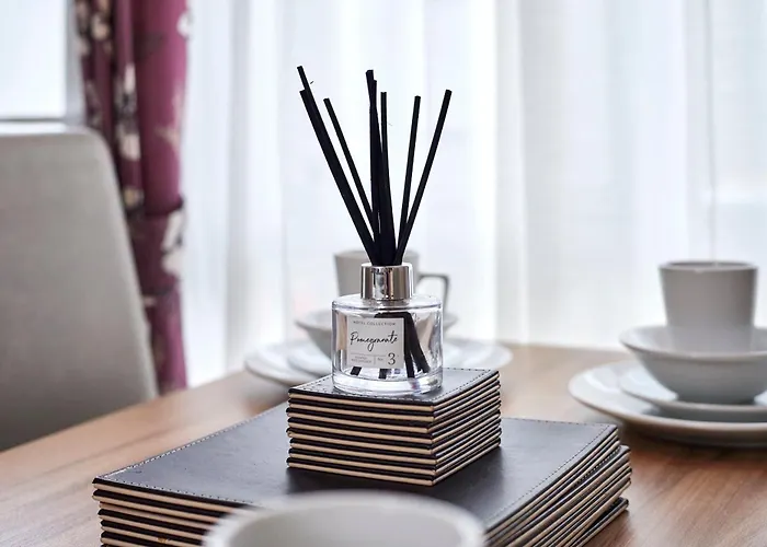 シャレー Lakeview Winter With Hot Tub ヨーク