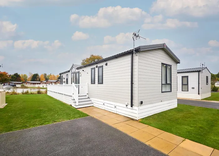 Lakeview Winter With Hot Tub シャレー *