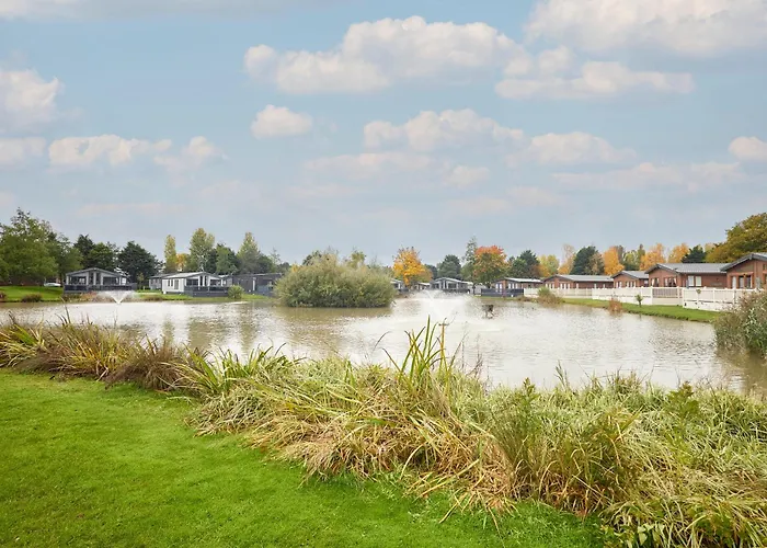 シャレー Lakeview Winter With Hot Tub *