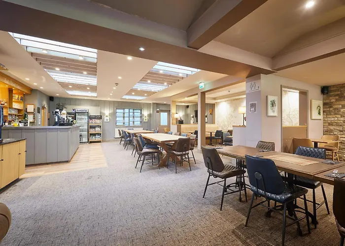 Lakeview Winter With Hot Tub * ヨーク