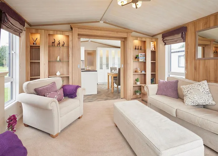 シャレー Lakeview Winter With Hot Tub ヨーク